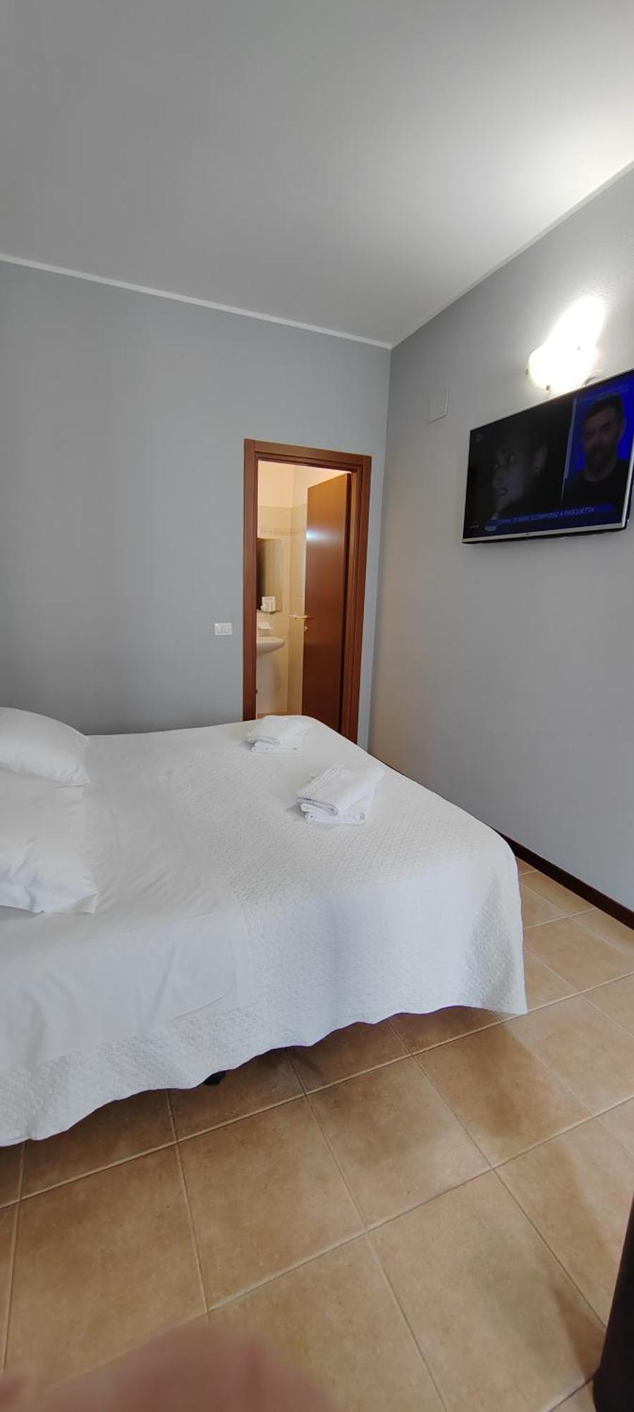 Hotel Nuovo Rondo Sesto San Giovanni Exteriör bild